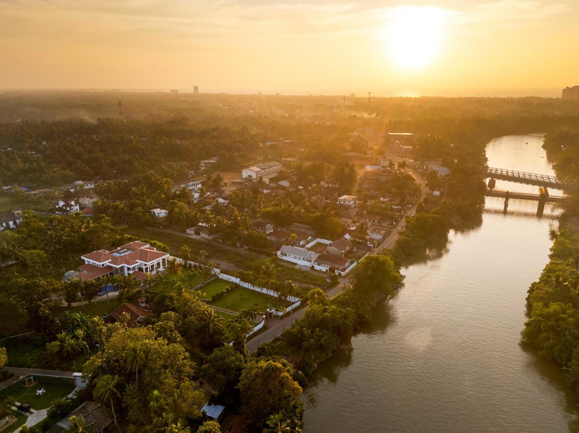 Regal Rivera Villa เนกอมโบ ภายนอก รูปภาพ